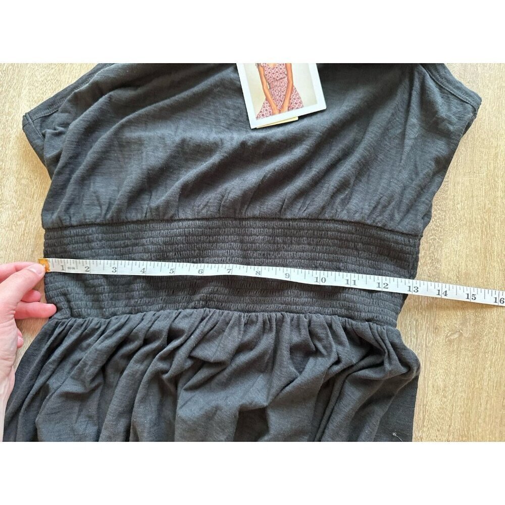 Nation LTD NWT Black Midi Dress Smocked Cap Sleeve V Neck Black Size Medium - Picture 7 of 8